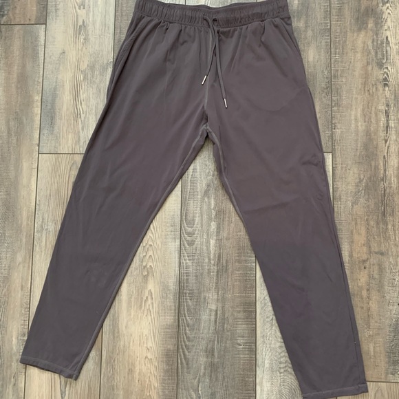ZYIA Lilac Haze Joggers - Size Medium - Picture 2 of 6